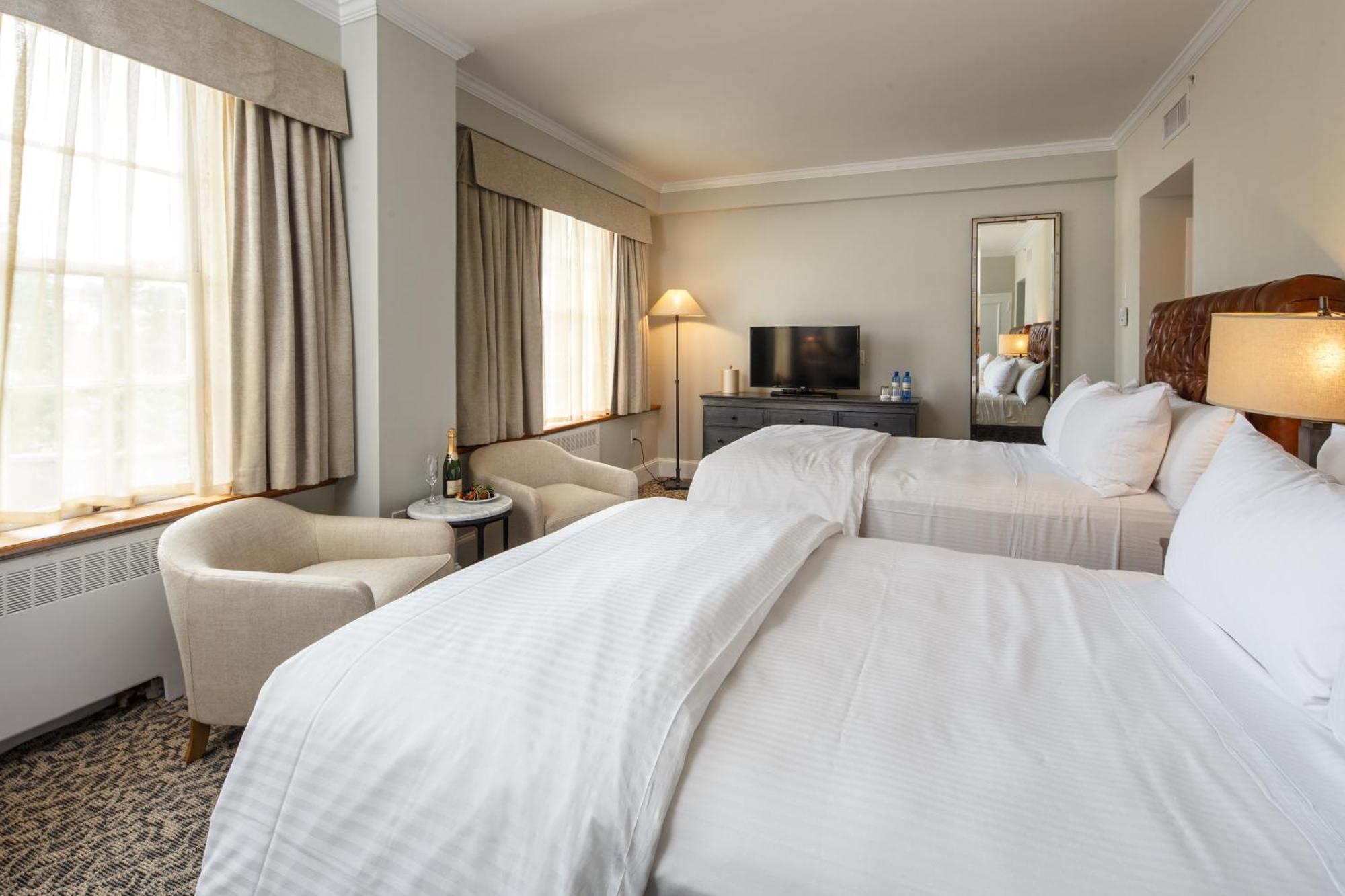The Tidewater Inn Easton Room photo